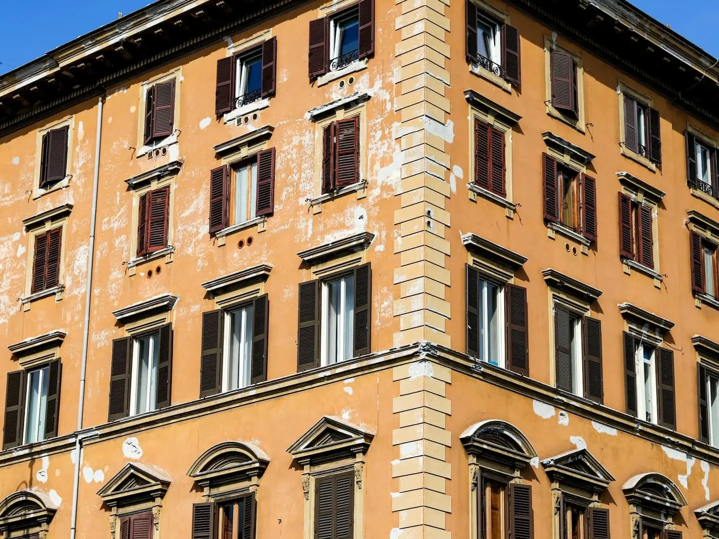 Appartamento con terrazzo a due passi da piazza Marsilio Ficino