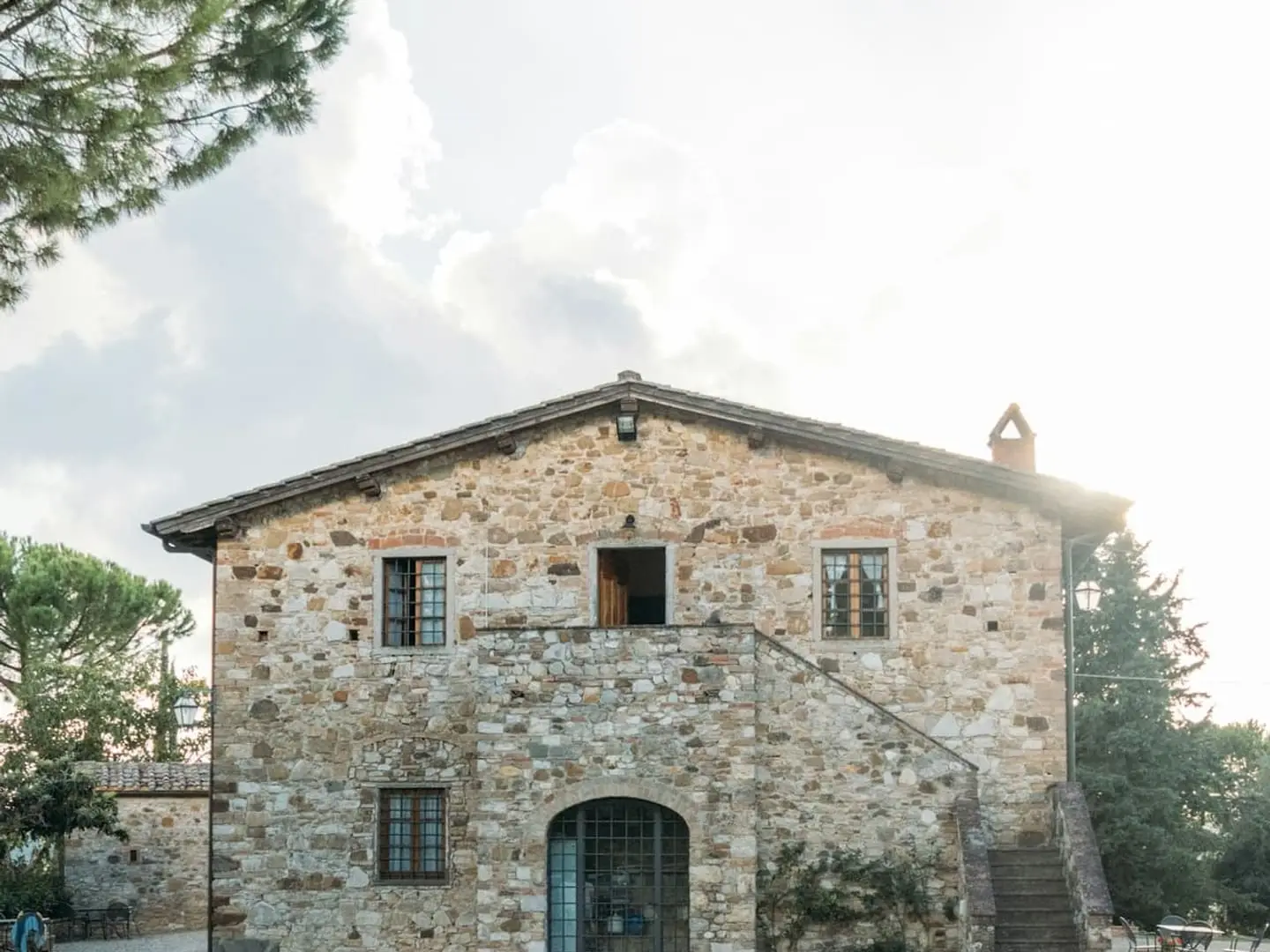 Casa in pietra indipendente con corte a Mercatale