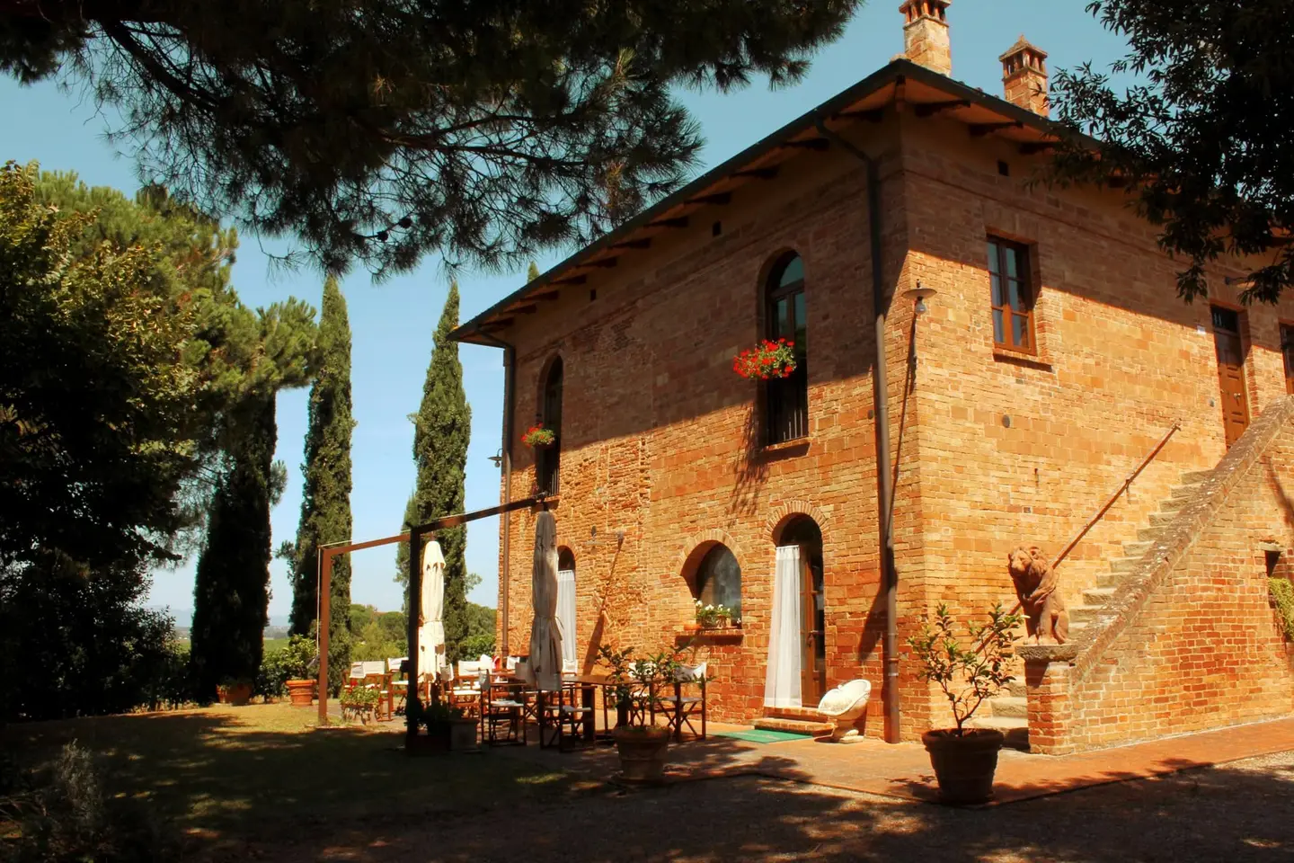 Colonica restaurata a Penna con vista sulle Balze – Foto 1 di 7