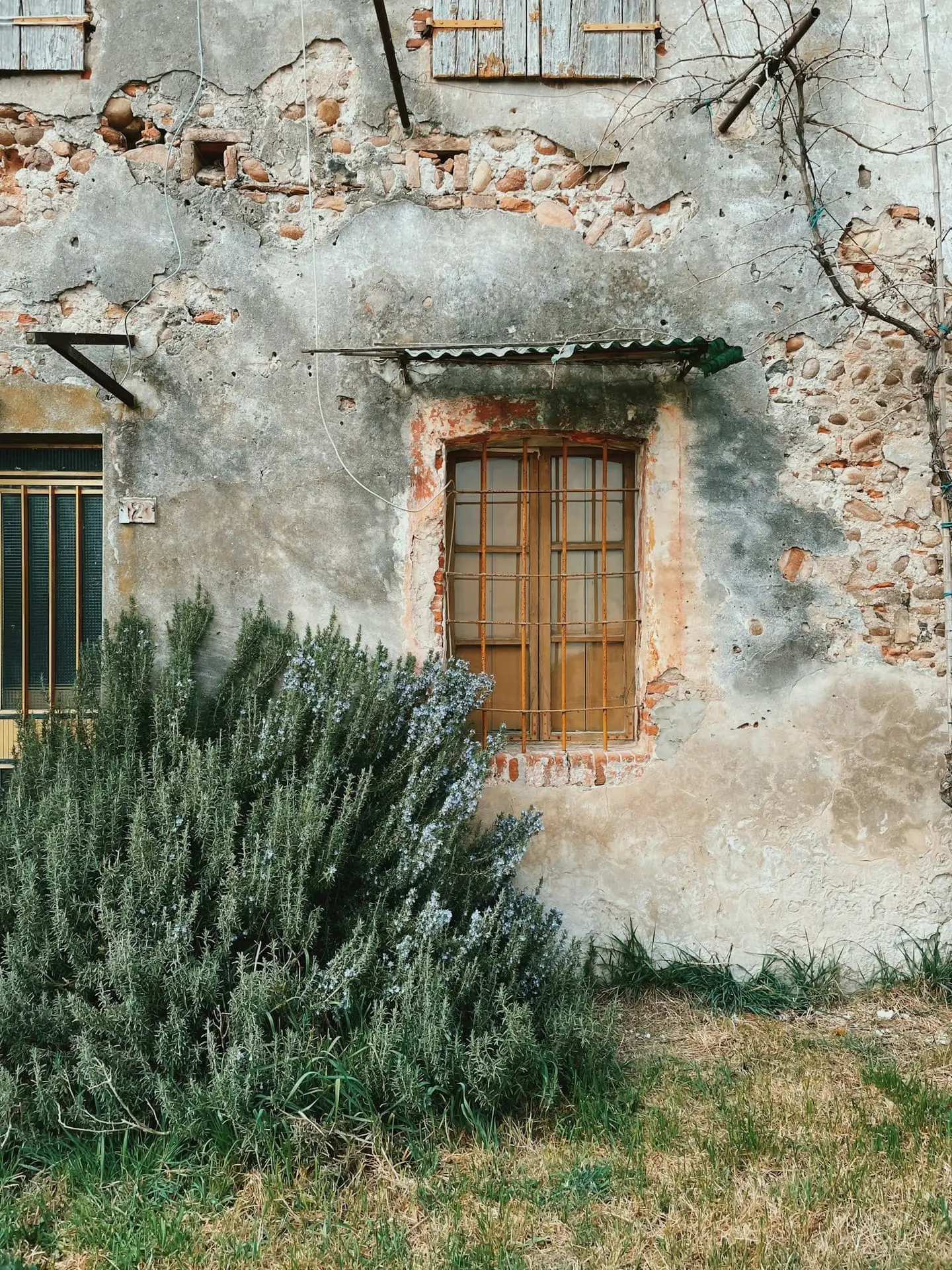 Rustico in pietra con terreno vicino a Pergine – Foto 4 di 6