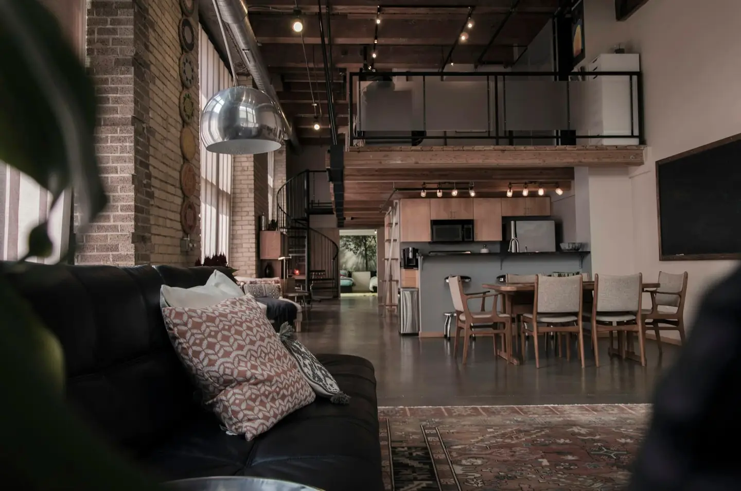 Loft in un ex opificio di inizio Novecento – Foto 2 di 8